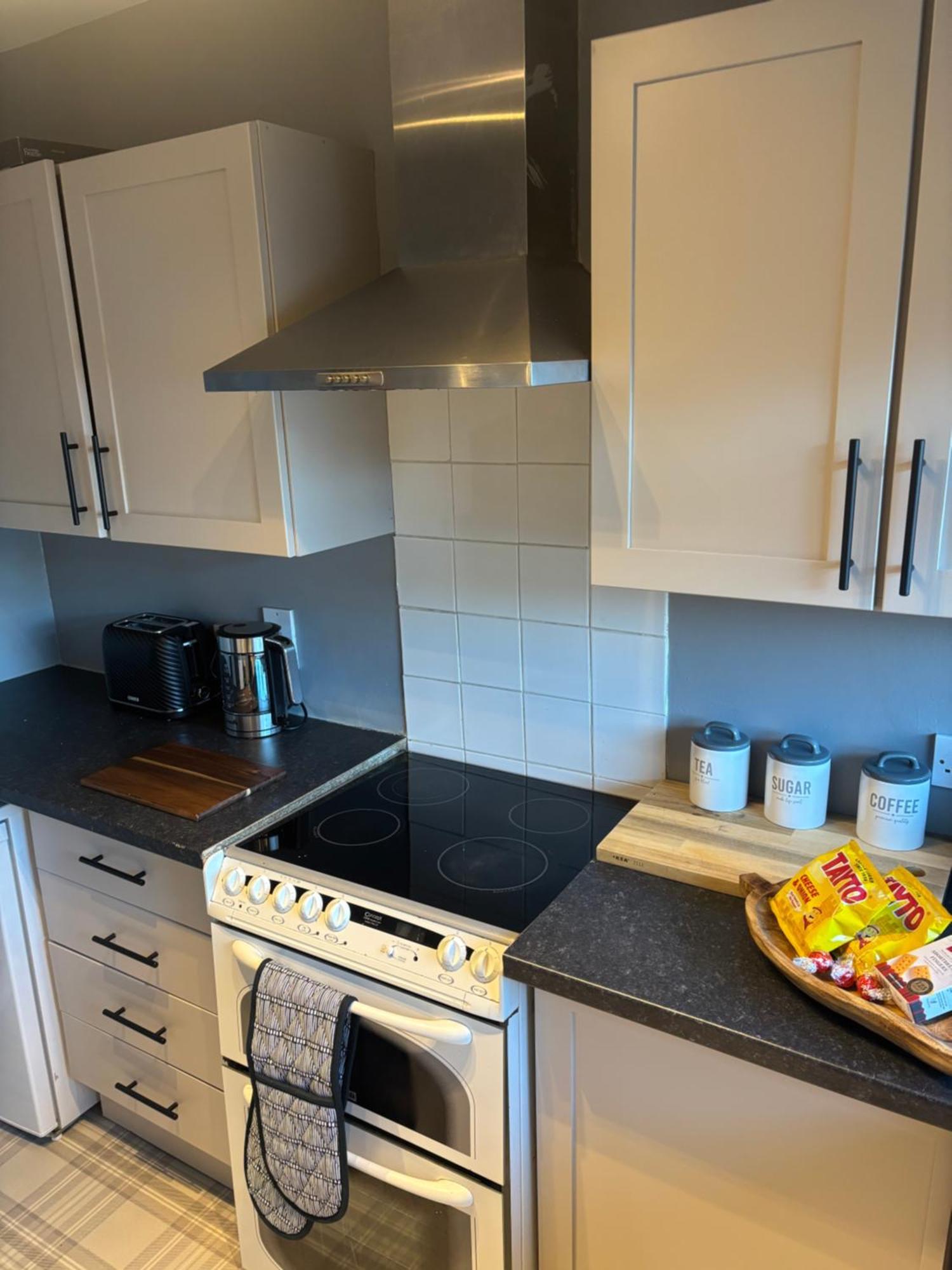 Fantastic Full 3 Bedroom Modern Apartment Belfast Bagian luar foto